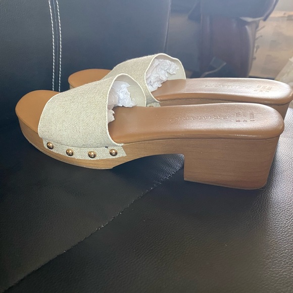 Primark Block Heel Slide On Sandals Cream Size 10 - Picture 5 of 13